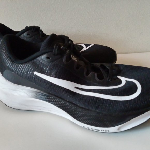 Nike Zoom Fly 5 - Mens size 11.5 - Picture 1 of 7